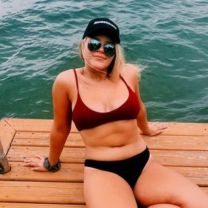 Meet your Posher, Olivia